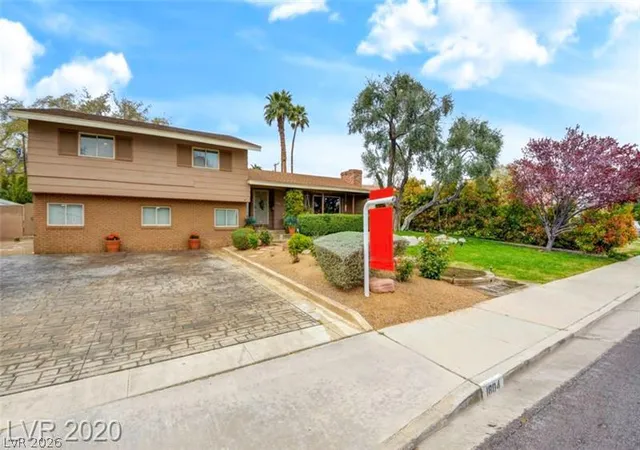 Photo 3 of Single family home for sale at 1804 Chapman Dr, Las Vegas, NV 89104 | MLS# 2813754 | Listing updated on 2026-09-12