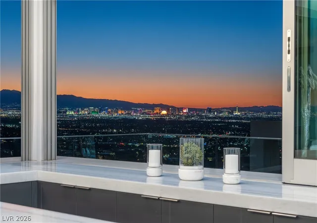 Photo 2 of Mansion for sale at 1205 Amber Rim Dr, Henderson, NV 89012 | MLS# 2813879 | Listing updated on 2026-10-02
