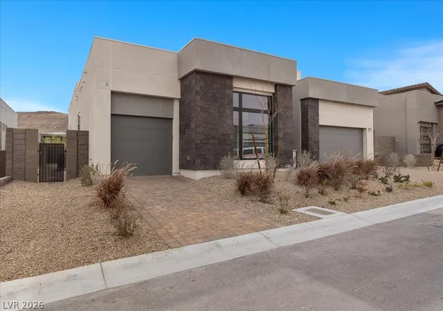 Photo 3 of Single family home for sale at 10907 Agate Cliffs Ave, Las Vegas, NV 89135 | MLS# 2814470 | Listing updated on 2026-09-02