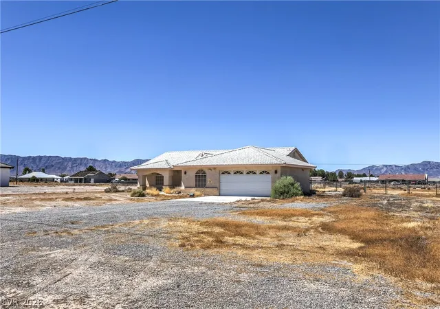 Photo 2 of Single family home for sale at 3720 Pahrump Valley Blvd, Pahrump, NV 89048 | MLS# 2814528 | Listing updated on 2026-09-02