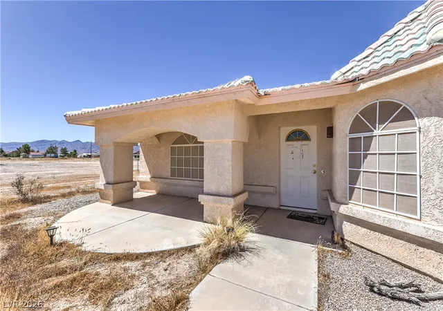 Photo 3 of Single family home for sale at 3720 Pahrump Valley Blvd, Pahrump, NV 89048 | MLS# 2814528 | Listing updated on 2026-09-02