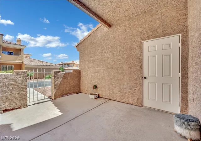 Listing Photo 4 - Condo for sale in building located at 6908 Dorita Ave, Las Vegas, NV 89108 - Unit #102