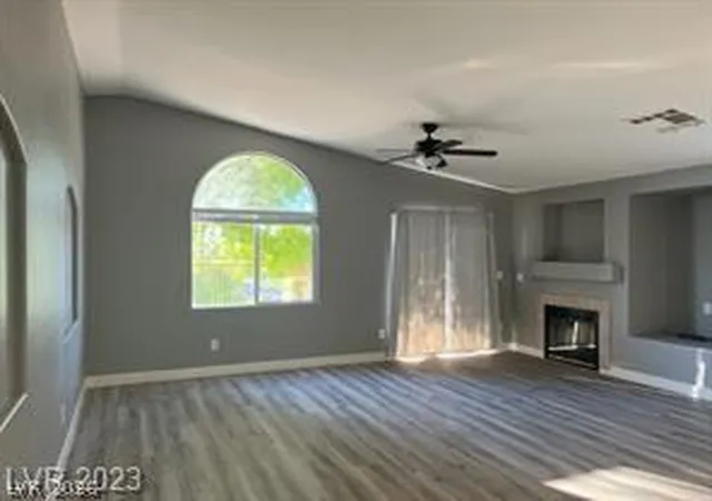 Photo 2 of Sale Pending at 1421 Morning Crescent St, Henderson, NV 89052 | MLS# 2813869 | Listing updated on 2026-09-04