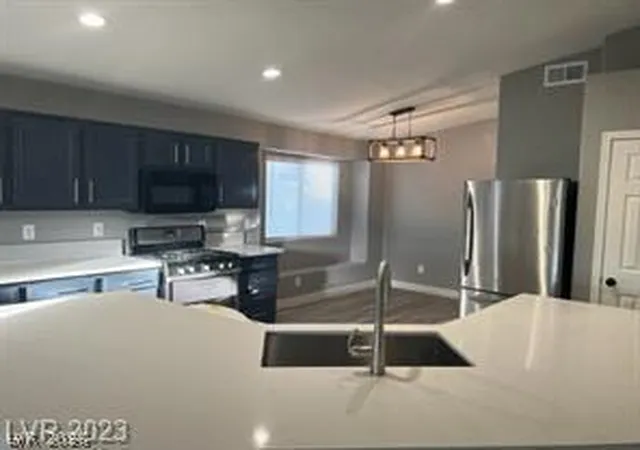 Photo 4 of Sale Pending at 1421 Morning Crescent St, Henderson, NV 89052 | MLS# 2813869 | Listing updated on 2026-09-04