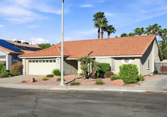 Photo 2 of Single family home for sale at 274 Plz Napoli Ct, Henderson, NV 89074 | MLS# 2815652 | Listing updated on 2026-09-03