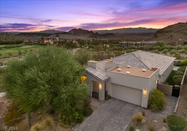 Photo 3 of Single family home for sale at 4 Strada Caruso, Henderson, NV 89011 | MLS# 2811997 | Listing updated on 2026-09-13