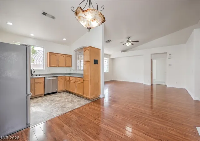 Photo 4 of Townhouse for sale at 202 Twin Crk St, Henderson, NV 89074 | MLS# 2815708 | Listing updated on 2026-09-04