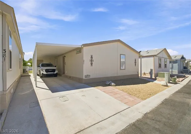 Photo 3 of Manufactured home for sale at 391 Inverness Ave, Pahrump, NV 89048 | MLS# 2814424 | Listing updated on 2026-09-04