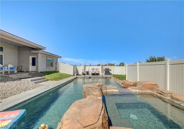 Photo 3 of Single family home for sale at 1110 Heyer St, Overton, NV 89040 | MLS# 2813114 | Listing updated on 2026-09-04