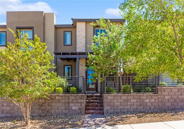 Townhouse for sale at 11676 Hamilton Lake Ave, Las Vegas, NV 89138 | MLS# 2813766