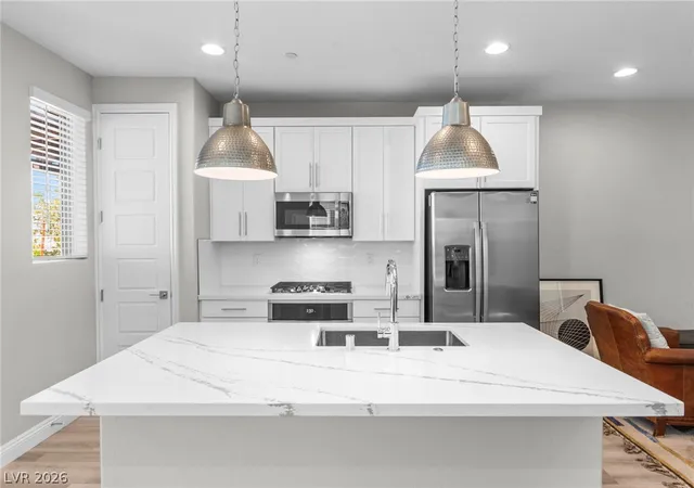 Photo 2 of Townhouse for sale at 11676 Hamilton Lake Ave, Las Vegas, NV 89138 | MLS# 2813766 | Listing updated on 2026-09-04