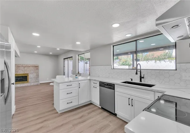 Photo 3 of Single family home for sale at 349 Listo Ct, Henderson, NV 89014 | MLS# 2815858 | Listing updated on 2026-09-10