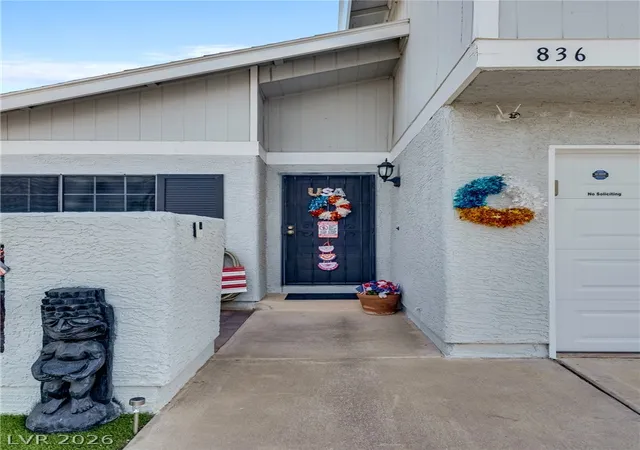 Photo 3 of Single family home for sale at 836 Vermillion Dr, Henderson, NV 89002 | MLS# 2814623 | Listing updated on 2026-09-04