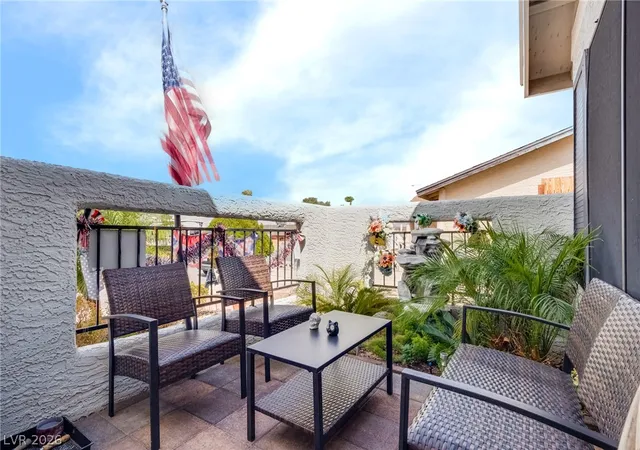 Photo 4 of Single family home for sale at 836 Vermillion Dr, Henderson, NV 89002 | MLS# 2814623 | Listing updated on 2026-09-04