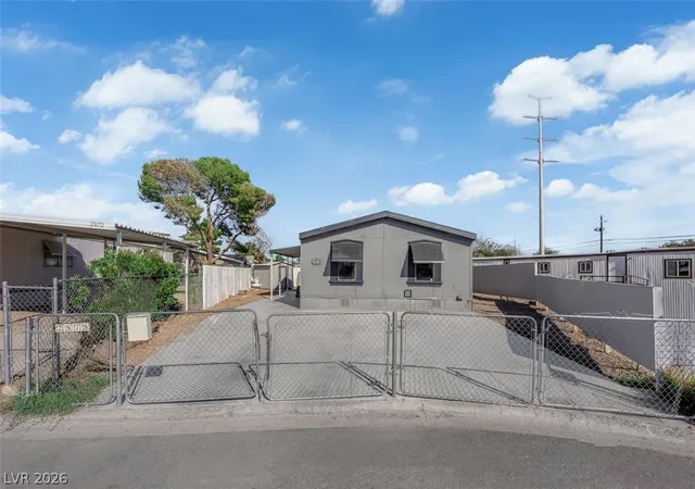 Photo 3 of Manufactured home for sale at 2878 Green Tree Ave, Las Vegas, NV 89142 | MLS# 2815987 | Listing updated on 2026-09-08