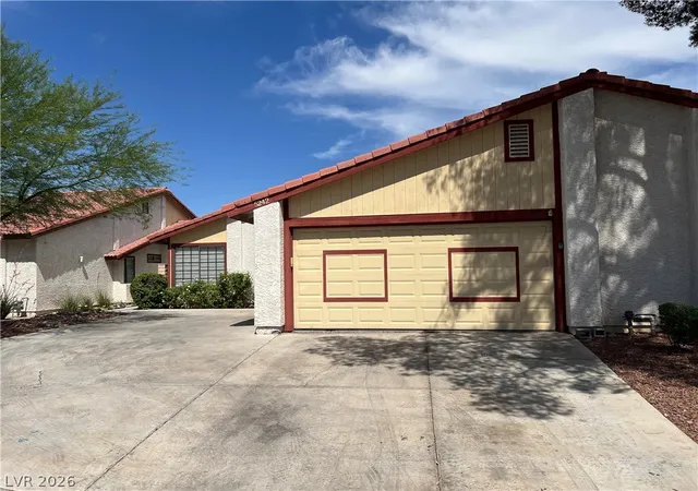 Single family home for sale at 5242 Dickens Dr, Las Vegas, NV 89119 | MLS# 2815723