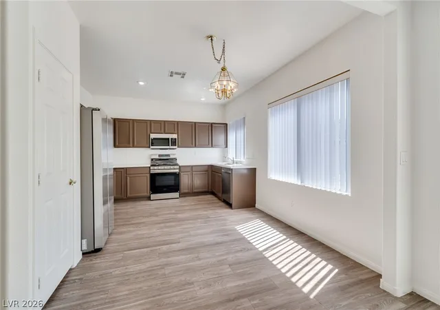 Photo 3 of Single family home for sale at 8117 Villa Finestra Dr, Las Vegas, NV 89128 | MLS# 2815965 | Listing updated on 2026-09-08