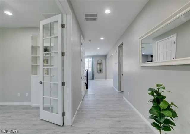 Photo 3 of Single family home for sale at 70 Pikiariki Ct, Las Vegas, NV 89183 | MLS# 2814630 | Listing updated on 2026-09-08