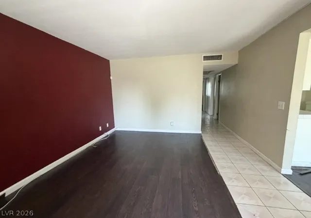 Listing Photo 5 - Condo for sale in building located at 6641 Silverstream Ave, Las Vegas, NV 89107 - Unit #D