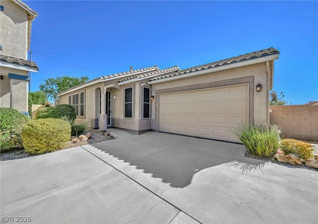 Photo 1 of Single family home for sale at 6720 Black Oil Dr, Las Vegas, NV 89122 | MLS# 2816094 | Listing updated on 2026-09-05