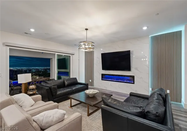 Photo 2 of Single family home for sale at 526 La Nain Ln, Henderson, NV 89012 | MLS# 2814395 | Listing updated on 2026-09-12