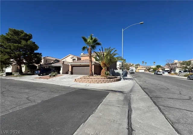 Photo 3 of Single family home for sale at 3333 Twin Bridges Ct, Las Vegas, NV 89129 | MLS# 2813541 | Listing updated on 2026-09-05