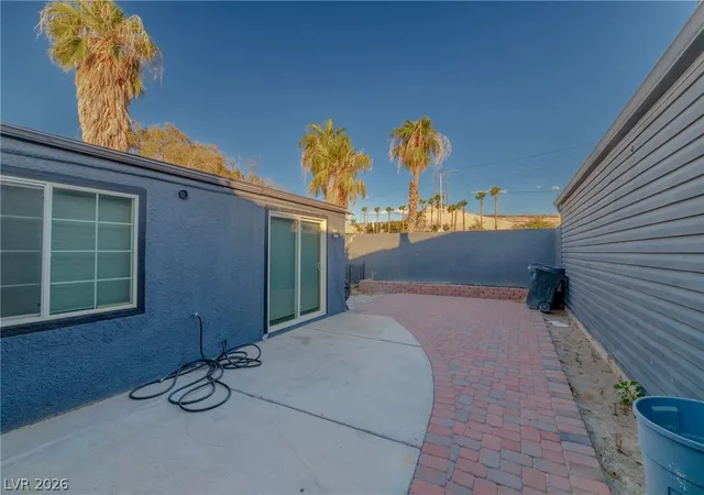 Photo 4 of Manufactured home for sale at 5676 Hobble Crk Dr, Las Vegas, NV 89120 | MLS# 2814567 | Listing updated on 2026-09-05