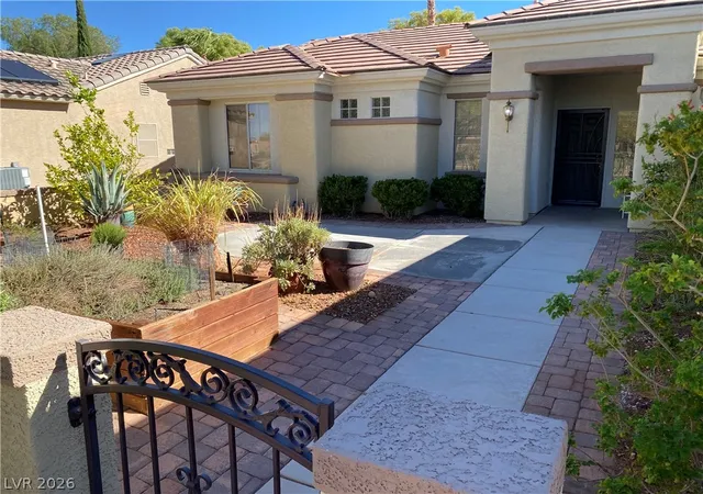 Photo 2 of Single family home for sale at 2529 Evansville Ave, Henderson, NV 89052 | MLS# 2814609 | Listing updated on 2026-09-05