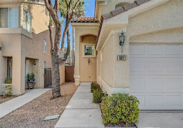 Photo 3 of Single family home for sale at 9821 Peseo Cresta Ave, Las Vegas, NV 89117 | MLS# 2816101 | Listing updated on 2026-09-11