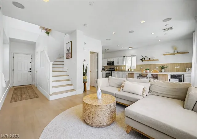 Single family home for sale at 10147 Dragons Meadow Ct, Las Vegas, NV 89148 | MLS# 2816257