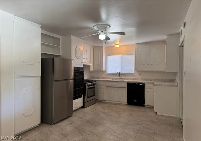 Photo 3 of Single family home for sale at 215 Wyoming St, Boulder City, NV 89005 | MLS# 2816253 | Listing updated on 2026-09-05