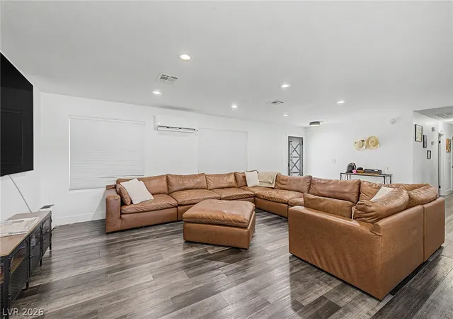 Photo 4 of Single family home for sale at 7208 Boyd Ln, Las Vegas, NV 89131 | MLS# 2816275 | Listing updated on 2026-09-05