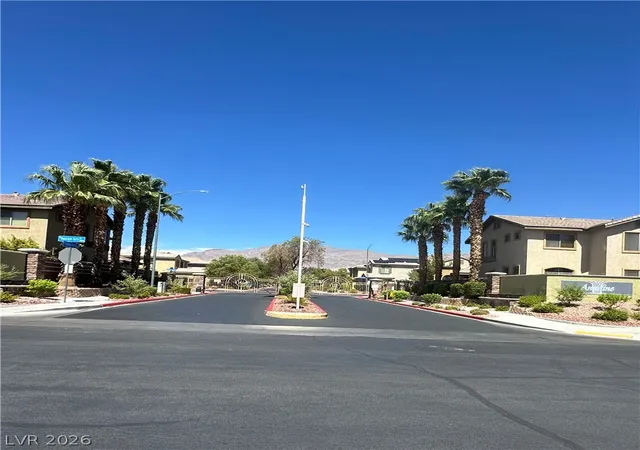 Photo 4 of Single family home for sale at 8212 Chimney Blfs St, North Las Vegas, NV 89085 | MLS# 2816243 | Listing updated on 2026-09-09