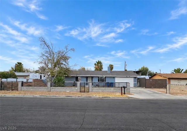 Single family home for sale at 4870 E Colorado Ave, Las Vegas, NV 89104 | MLS# 2815687
