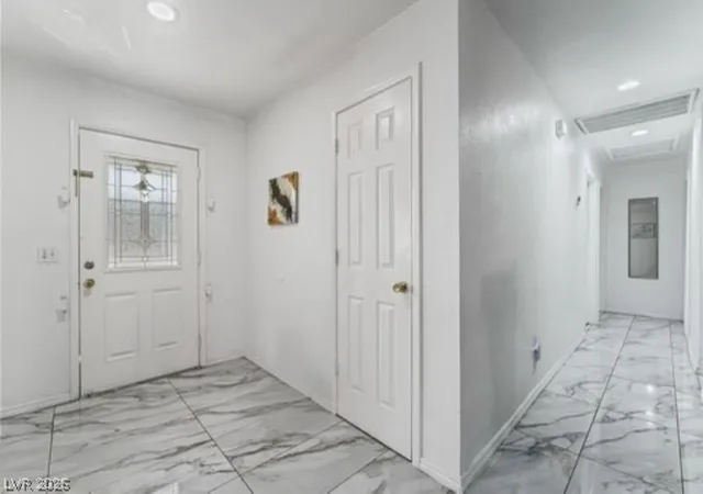 Photo 2 of Single family home for sale at 4870 E Colorado Ave, Las Vegas, NV 89104 | MLS# 2815687 | Listing updated on 2026-09-05