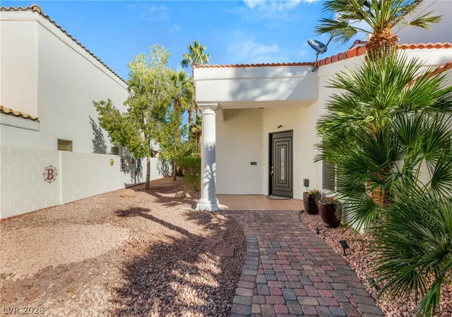 Photo 3 of Single family home for sale at 2104 Inverness Dr, Henderson, NV 89074 | MLS# 2816372 | Listing updated on 2026-09-05