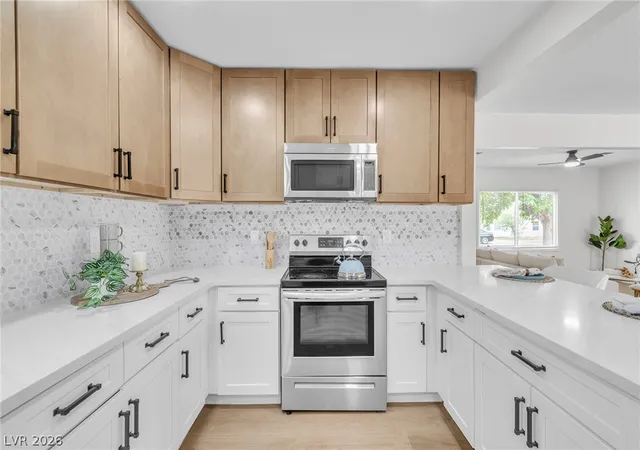 Photo 4 of Single family home for sale at 228 Earl St, Las Vegas, NV 89101 | MLS# 2816388 | Listing updated on 2026-09-23