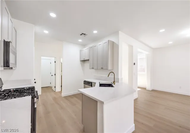 Photo 3 of Single family home for sale at 5927 Smokey Quartz Ct, Henderson, NV 89011 | MLS# 2816410 | Listing updated on 2026-09-18