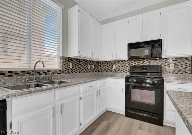 Photo 4 of Single family home for sale at 3040 Carbondale St, Las Vegas, NV 89135 | MLS# 2816271 | Listing updated on 2026-09-17