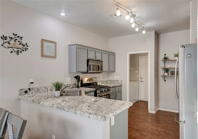 Photo 4 of Single family home for sale at 1438 Summer Glow Ave, Henderson, NV 89012 | MLS# 2816455 | Listing updated on 2026-09-08