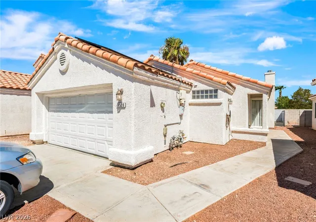 Photo 3 of Single family home for sale at 1520 Bonnie Castle Way, Las Vegas, NV 89108 | MLS# 2816323 | Listing updated on 2026-09-06