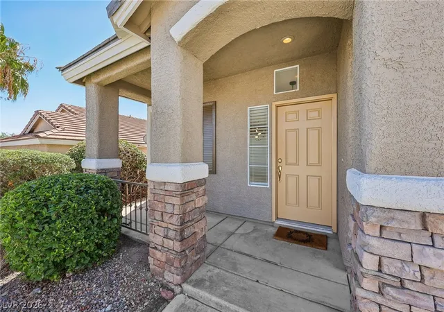 Photo 3 of Single family home for sale at 10669 Oak Crst Ave, Las Vegas, NV 89144 | MLS# 2816486 | Listing updated on 2026-09-09