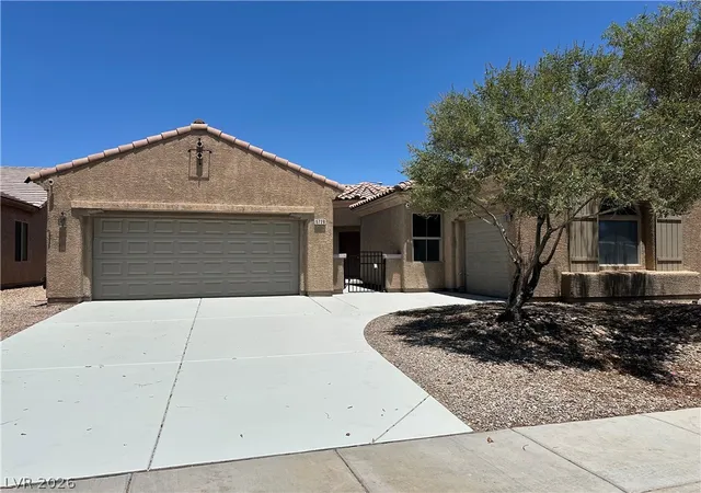 Photo 1 of Single family home for sale at 5728 Flying Birdie Ave, Las Vegas, NV 89122 | MLS# 2816481 | Listing updated on 2026-09-09
