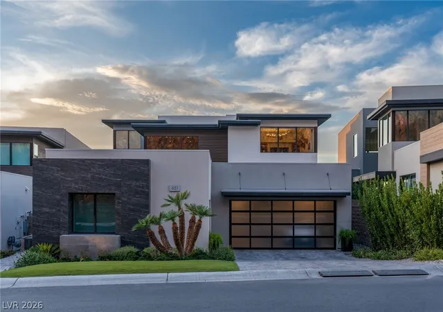 Photo 3 of Single family home for sale at 651 Overlook Rim Dr, Henderson, NV 89012 | MLS# 2816494 | Listing updated on 2026-09-21