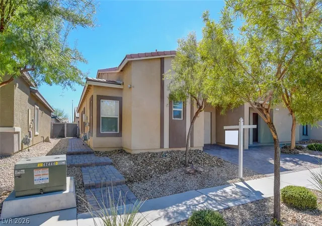 Photo 3 of Townhouse for sale at 7526 Crested Moon St, North Las Vegas, NV 89084 | MLS# 2816544 | Listing updated on 2026-09-06