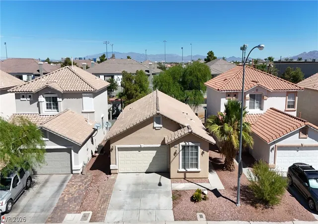 Photo 2 of Single family home for sale at 1076 Sweeping Vine Ave, Las Vegas, NV 89183 | MLS# 2816553 | Listing updated on 2026-09-11