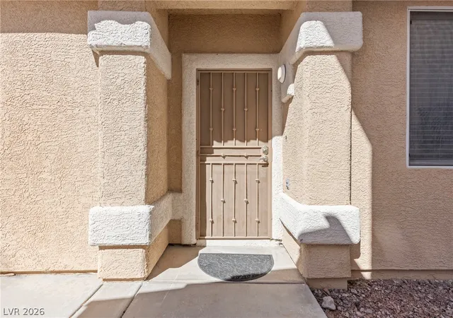 Photo 3 of Single family home for sale at 1076 Sweeping Vine Ave, Las Vegas, NV 89183 | MLS# 2816553 | Listing updated on 2026-09-11