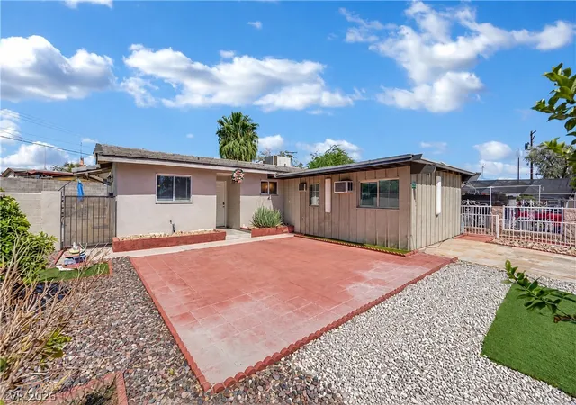 Photo 1 of Single family home for sale at 805 N 19th Street, Las Vegas, NV 89101 | MLS# 2813634 | Listing updated on 2026-09-22