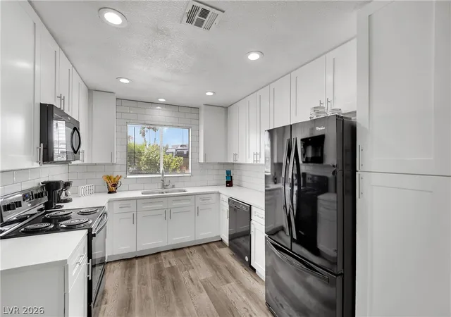 Photo 3 of Single family home for sale at 805 N 19th Street, Las Vegas, NV 89101 | MLS# 2813634 | Listing updated on 2026-09-22