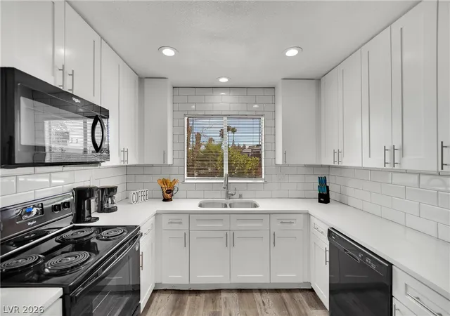 Photo 4 of Single family home for sale at 805 N 19th Street, Las Vegas, NV 89101 | MLS# 2813634 | Listing updated on 2026-09-22